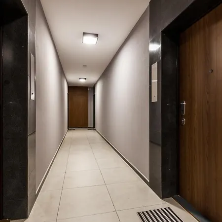 Sea Master Apartment *